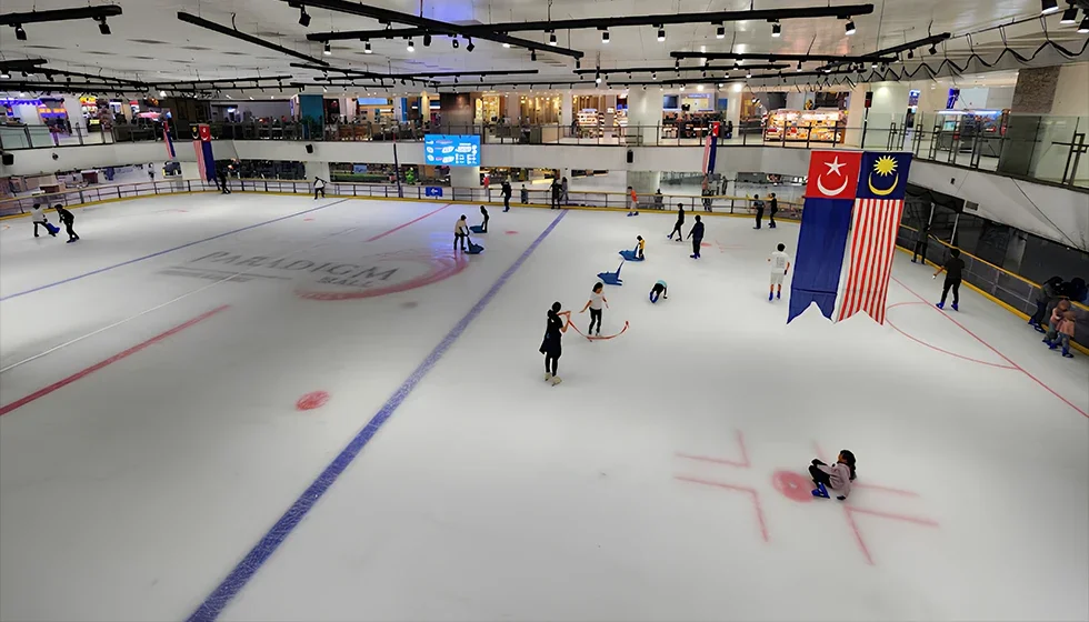 Blue Ice Skating Rink @ Paradigm Mall Johor Bahru - Book tickets online